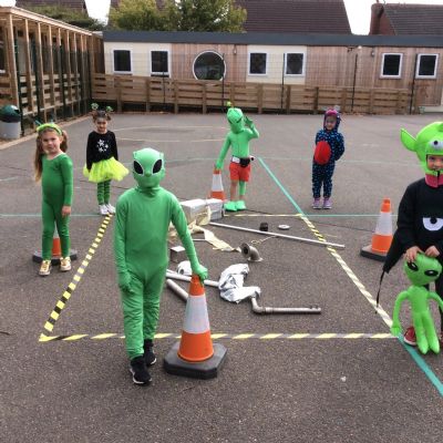 Y1 Aliens